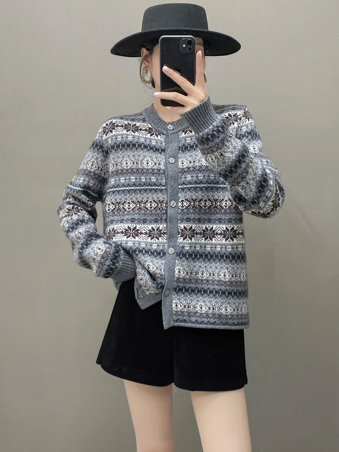 Nova moda feminina 100% suéter de caxemira gola redonda manga comprida cardigã de bloqueio de cores roupas de lazer de luxo outono inverno top