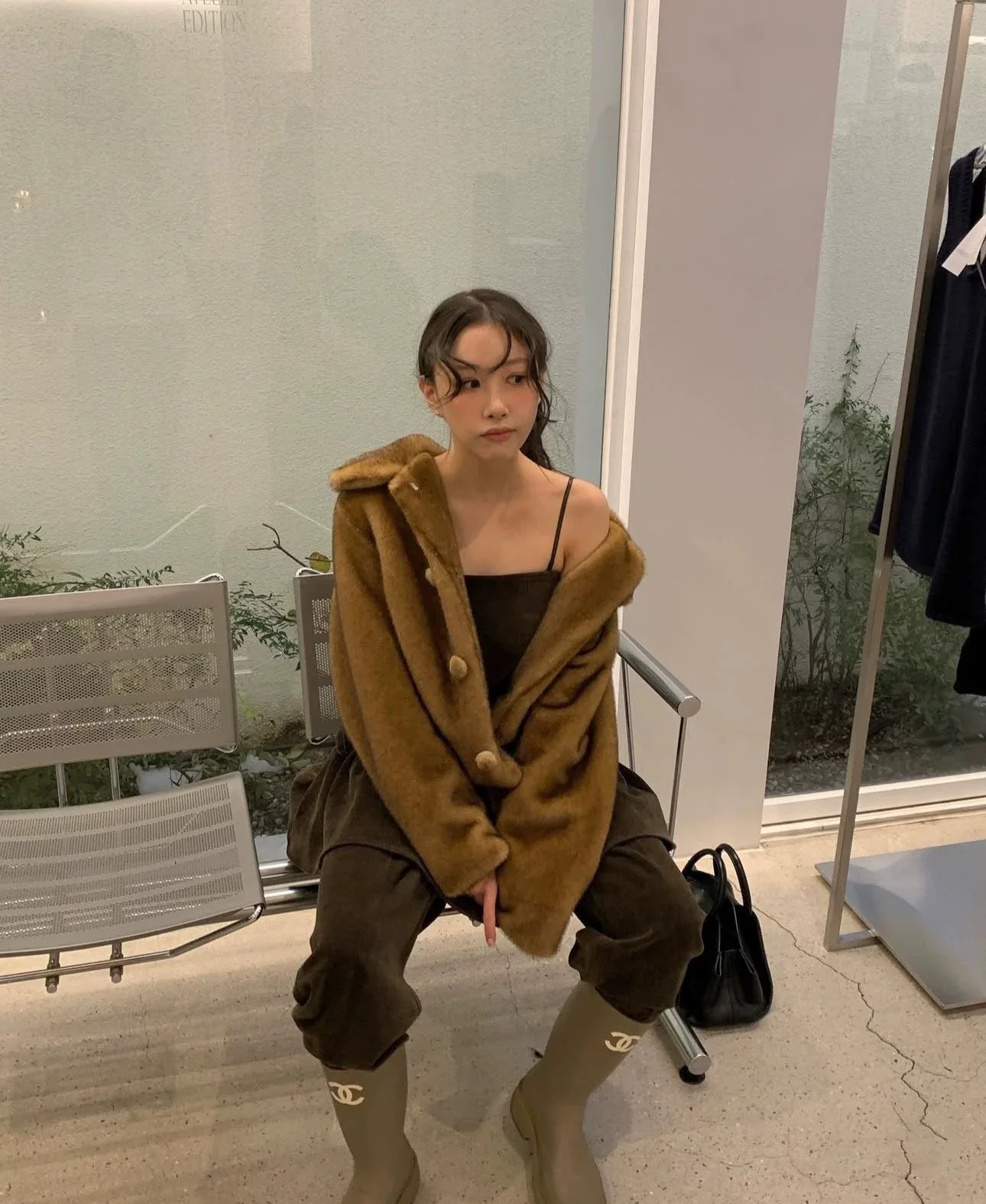 معطف كلاسيكي بأزرار من الفرو صديق للبيئة كلاسيكي Sle للنساء Jaet Commute Sle فضفاض مناسب طويل Sve لون نقي #4