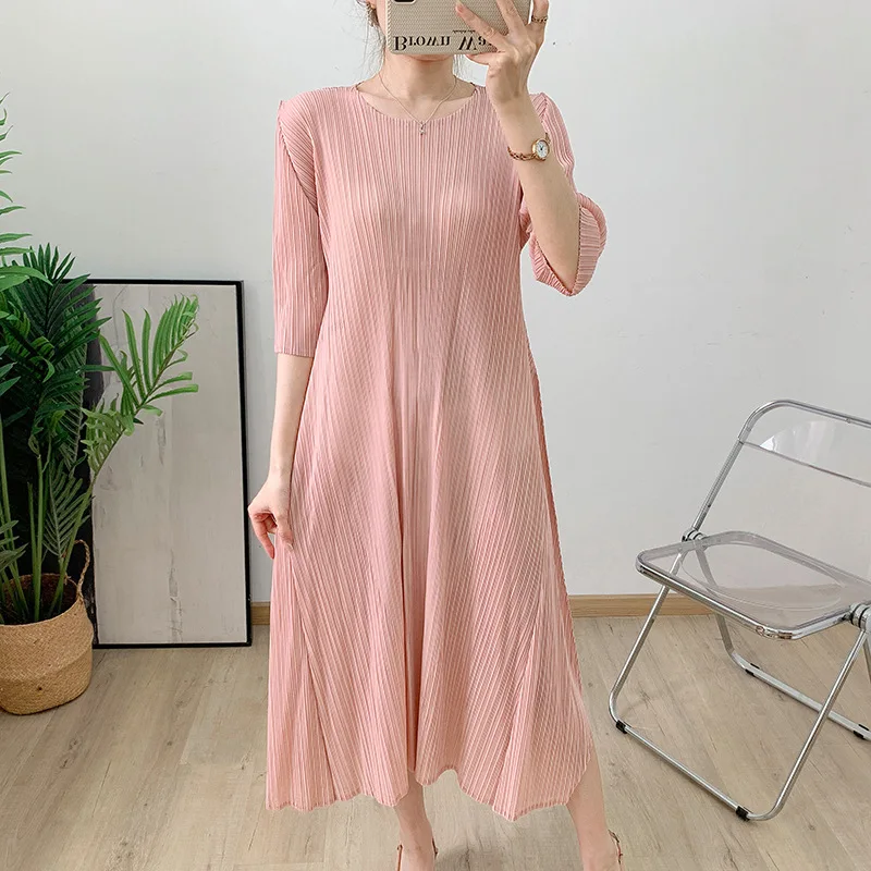 

Miyake плиссированные модные повседневные однотонные женские платья с короткими рукавами Senior Sense, свободная универсальная юбка, новинка лета 2023 г.