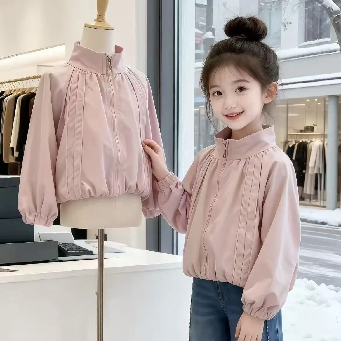 2026 new children's solid color top of the girls' sports jacket is  stylish Korean-style outdoor windbreaker for children