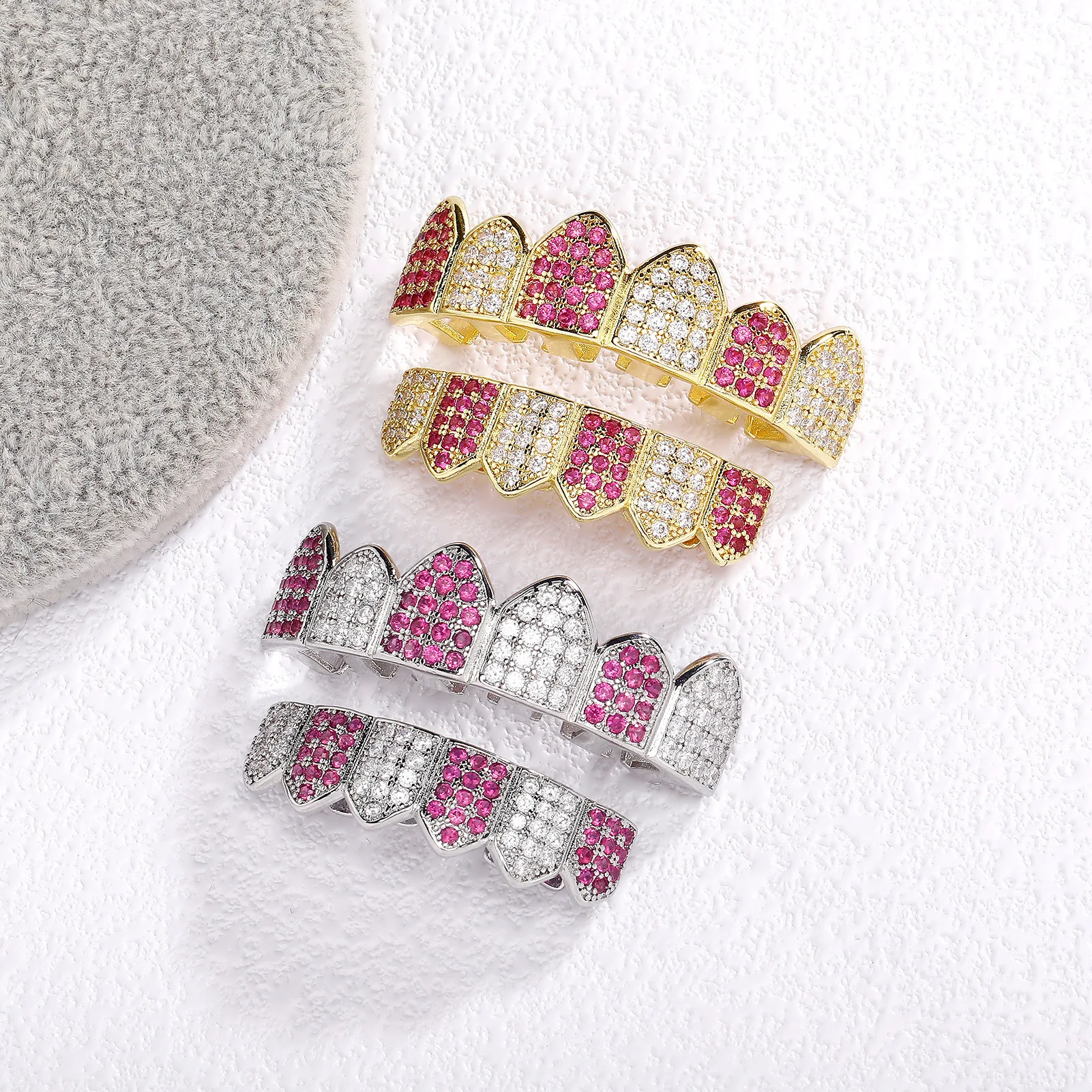 

Золотой/серебристый цвет Grillz Многоцветный Micro Pave CZ Bling с кубическим цирконием Верх и нижние зубы Grillzs Грили в стиле хип-хоп