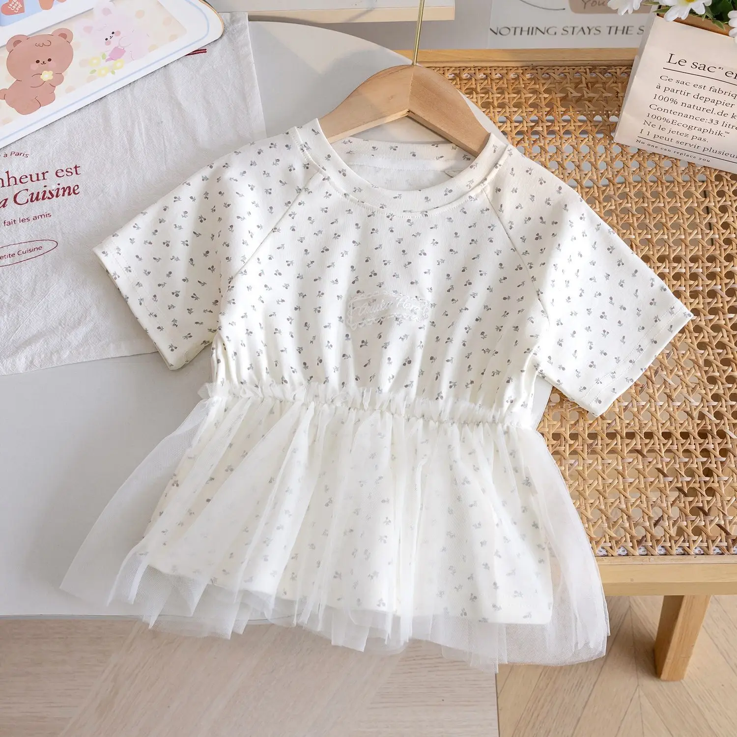 2025 Summer New Girls' Short Sleeved Top with Floral Countryside Style Mesh Sweet Skirt Cute