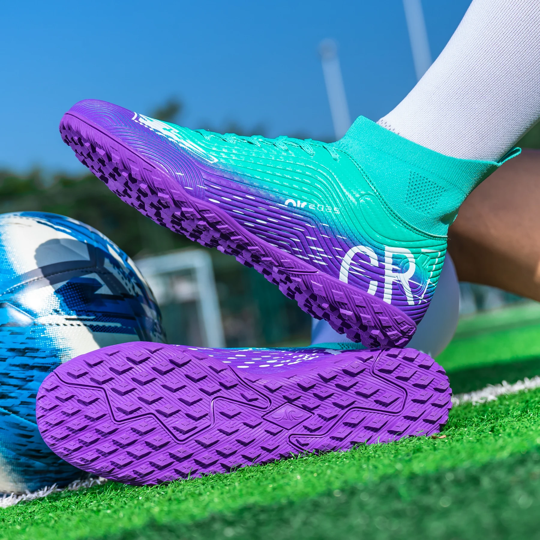 

Мужские футбольные бутсы, высокие футбольные бутсы для игры в помещении и на открытом воздухе, легкие ударопрочные тренировочные бутсы, носок обуви для предотвращения столкновений