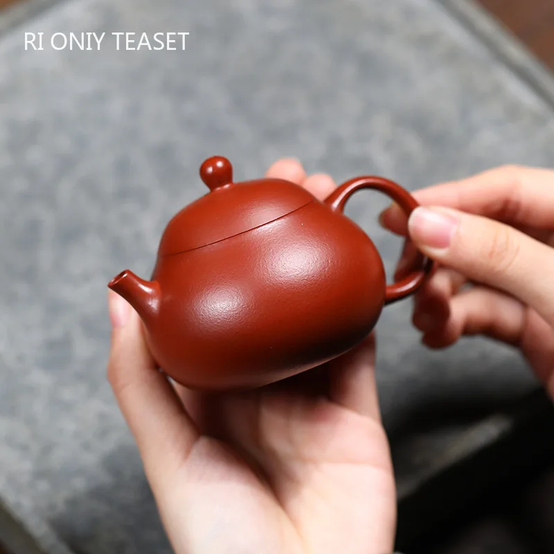 

90ml Yixing Purple Clay Teapot Authentic Handmade Small Capacity Tea Pot Beauty Tea Infuser Kettle Chinese Zisha Tea Set Gifts