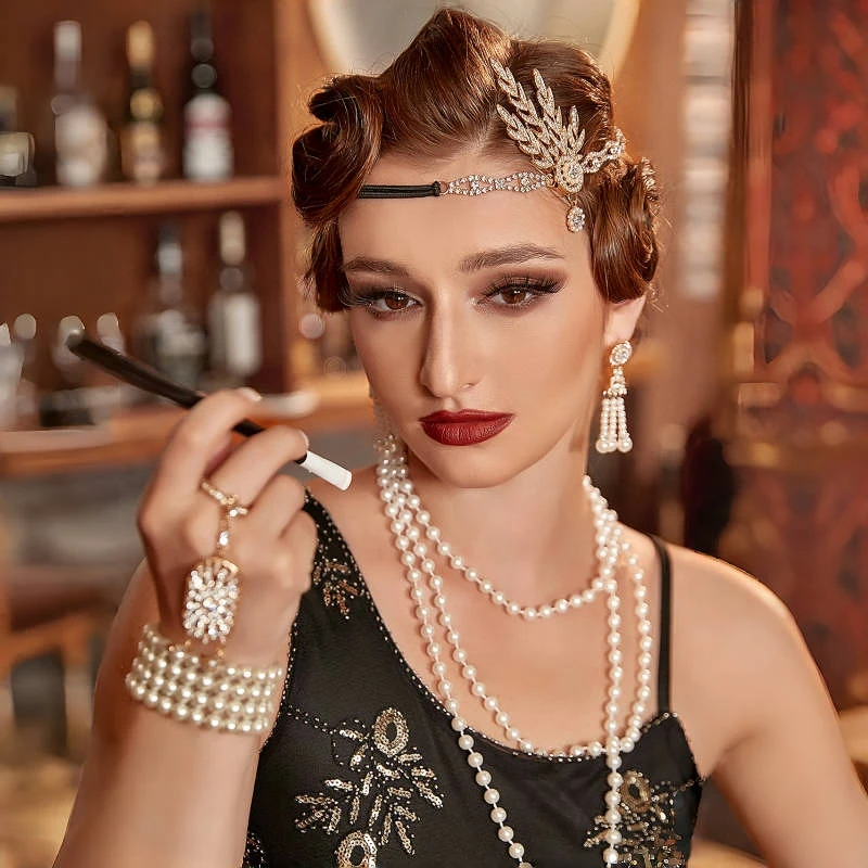 1920s Flapper Gatsby Accessories Set Roaring 20's Theme Set with Headpiece Bracelet Necklace Earring 4 Pieces for Women