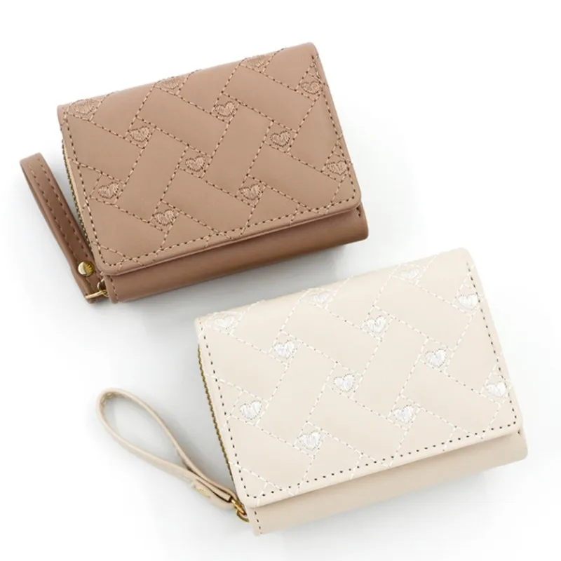 

Женские кошельки Kawaii: милый картхолдер из модной искусственной кожи с вышивкой, тройной складной маленький кошелек с множеством отделений для карт и монет