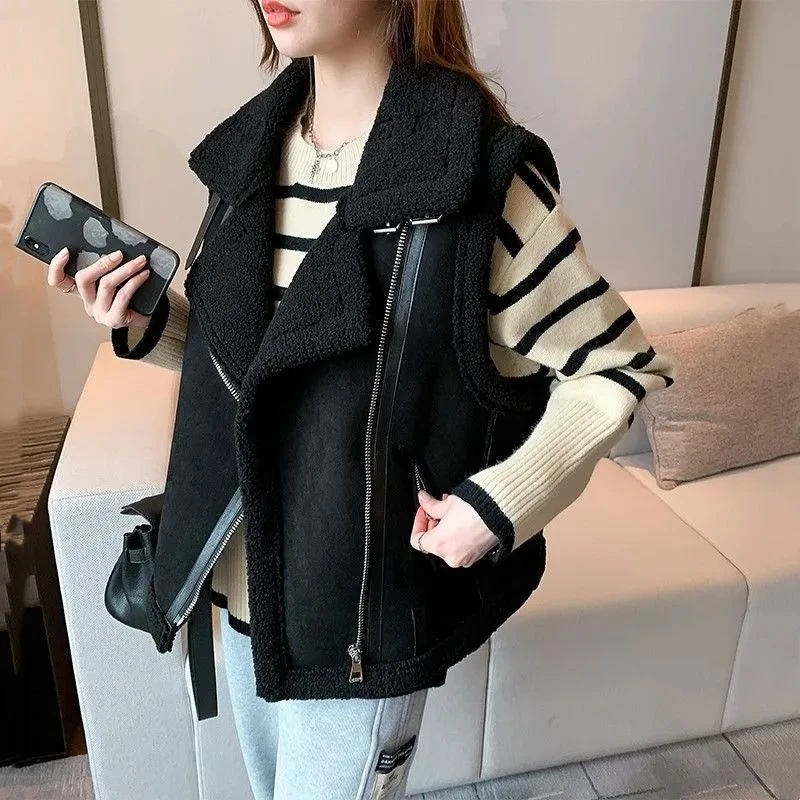 Women Fleece Vest Autumn Winter Female Waistcoat Sleeveless Jacket Ladies Warm Thick Zipper Coat Vintage Lamb Wool Outerwear