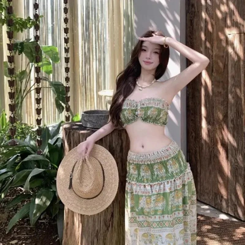 

Women's Summer 2 Piece Outfit Green Elephant Print Bandeau Crop Top & High Waist Maxi Skirt Set