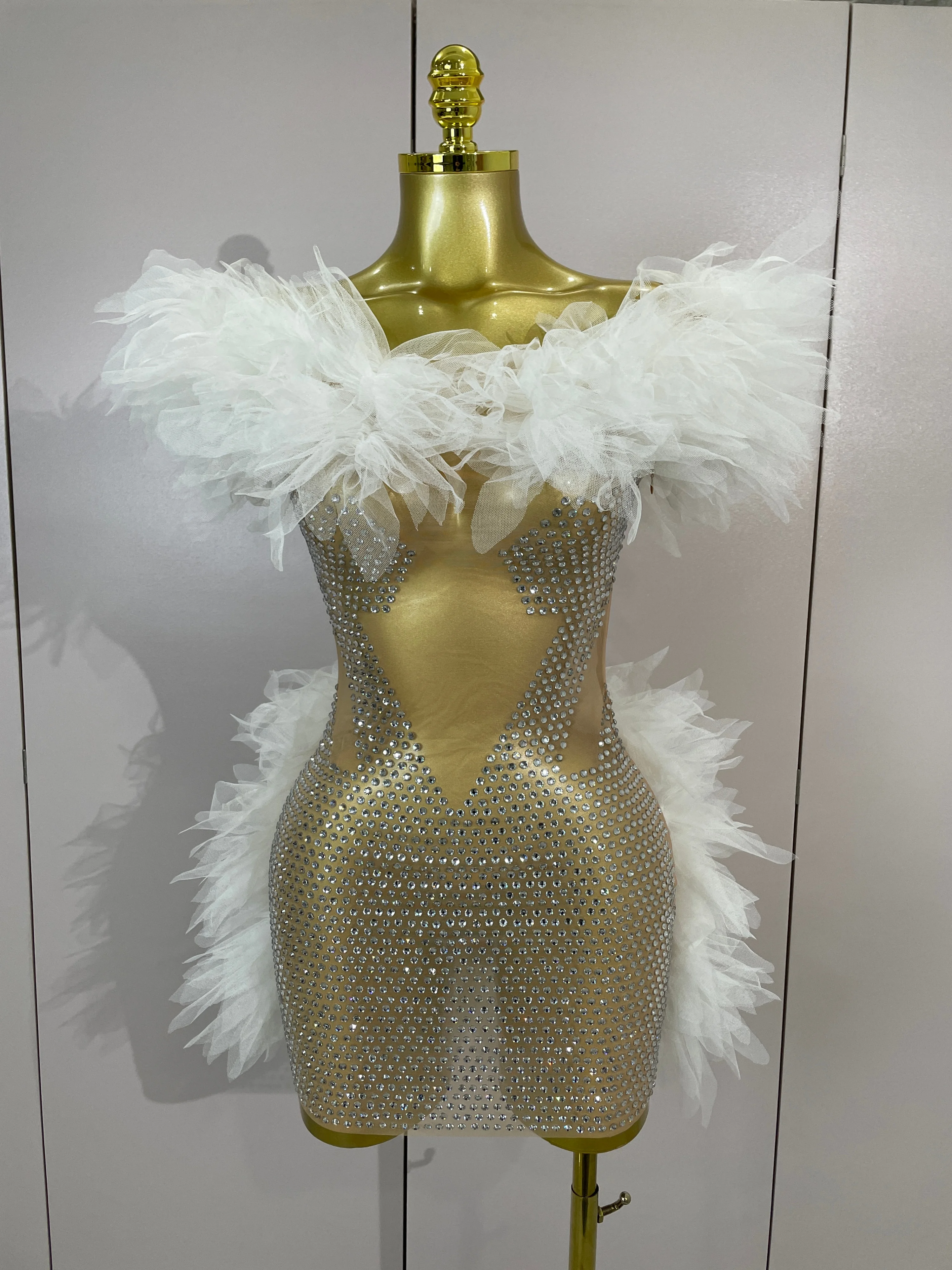 

Women Sexy Off The Shoulder White Mesh See-Through Mini Dress Sparkly Rhinestone Eveing Party Birthday Nightclub Stage Costume