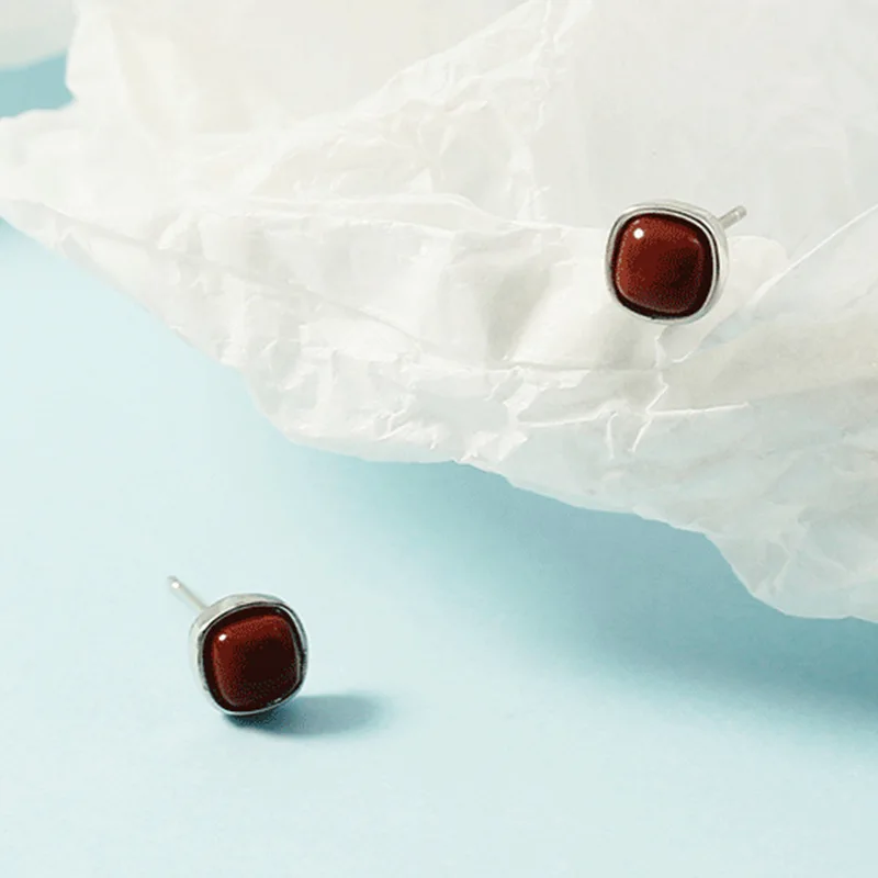 925 Silver Red Bean Stud Earrings Fashionable Simple Niche Elegant Sophisticated High End New Style for Women Accessory