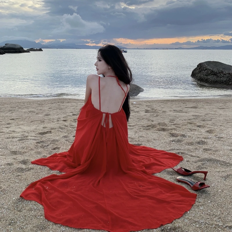 

Beach travel wear red dress desert high-grade red dress elegant