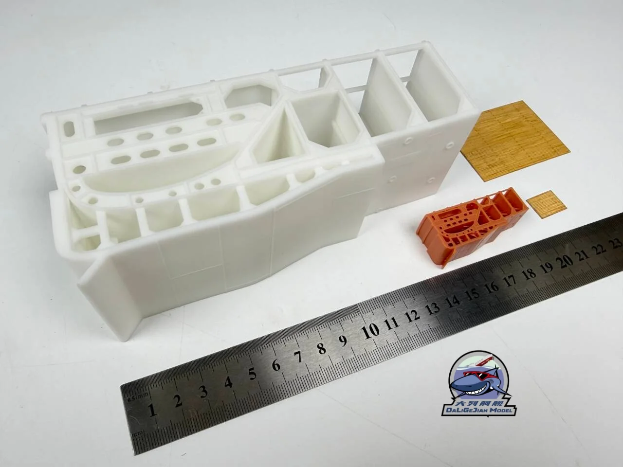 1/100 1/350 Scale USS Pennsylvania Battleship Cross-section Resin Model Kit CYD052
