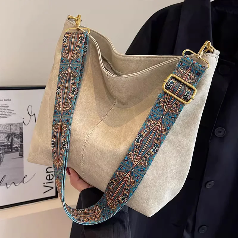 

Trendy High-Quality Wide Strap Tote Bag Simple Versatile Commuter Bag