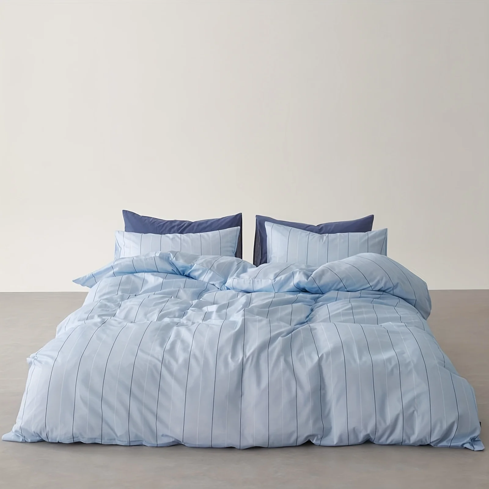 

All-Cotton Light Blue Nordic Minimalist Style Line Print Duvet Cover Three-Piece Set (2 Pillowcases + 1 Duvet Cover) Without Pillow Inserts or Quilt Inserts, Geometric Striped Pure Cotton Bedspread Three-Piece Set, Ultra-Soft and Comfortable Pure Cotton B