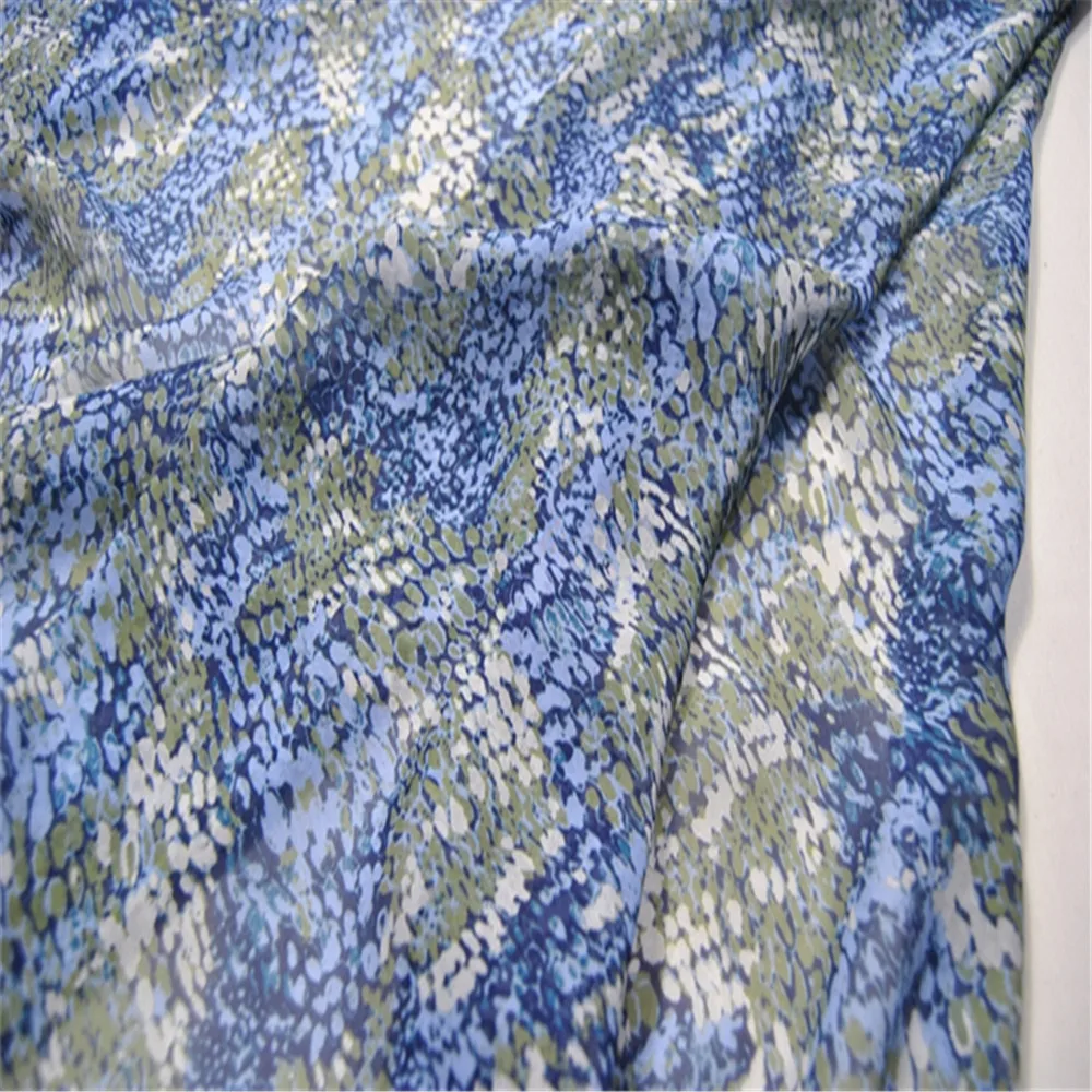 แฟชั่นวินเทจผ้าไหมชีฟองผ้าหม่อนอินทรีย์8เมตร/เมตร54 "พิมพ์ดิจิตอลดอกไม้สําหรับผ้ากางเกงชุดฤดูร้อนเสื้อ