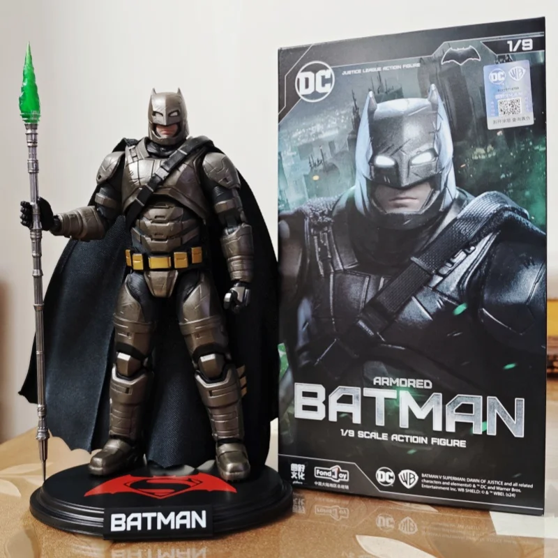 

Новая оригинальная бронированная фигурка Бэтмена Fondjoy, фигурки Лиги Справедливости постоянного тока, детективные комиксы, 1/9, модель Бэтмена из ПВХ, подвижные игрушки