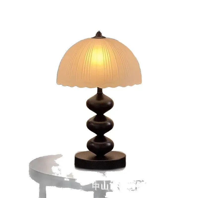 

Medieval wabi-sabi wind table lamp, retro bedroom study bedside lamp, warm