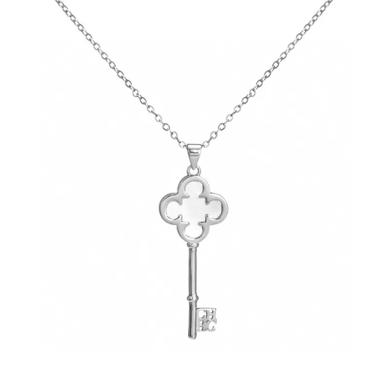 CHHC Women Copper Alloy Key Pendant Necklace Shell Inlaid Clover Key Shape Adjustable Chain Neck Jewelry