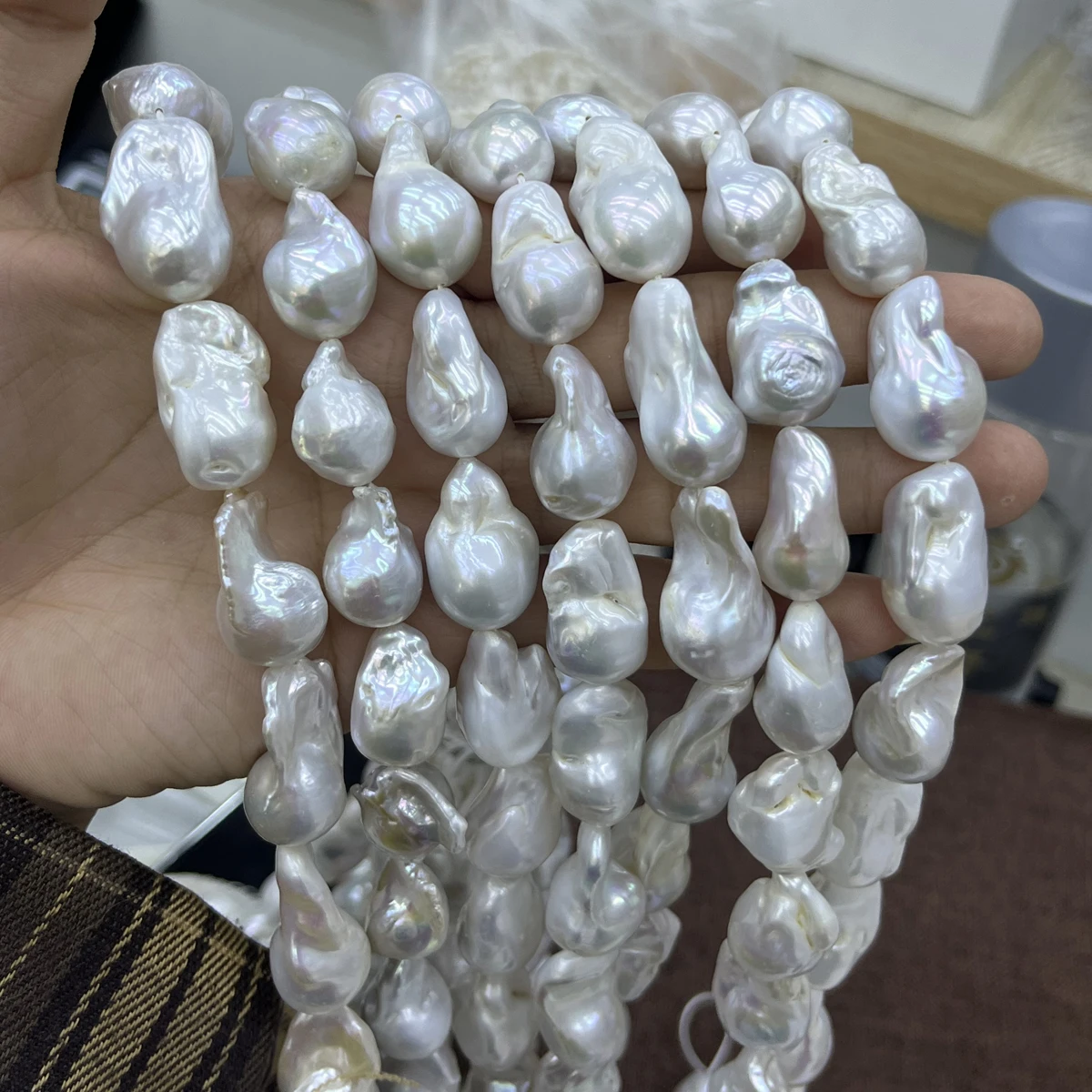 Thumbnail 3 - #48 Best Freshwater Pearl Necklaces to Buy In 2026
