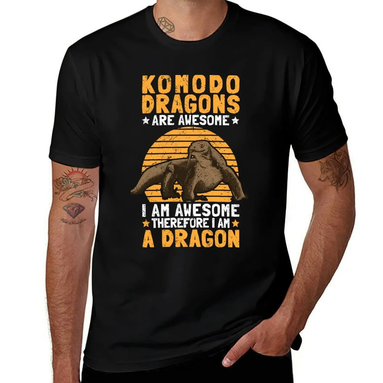 Komodo dragons are fantastic monitor lizards Komodo dragons T-Shirt Work Duty Casual T-Shirt