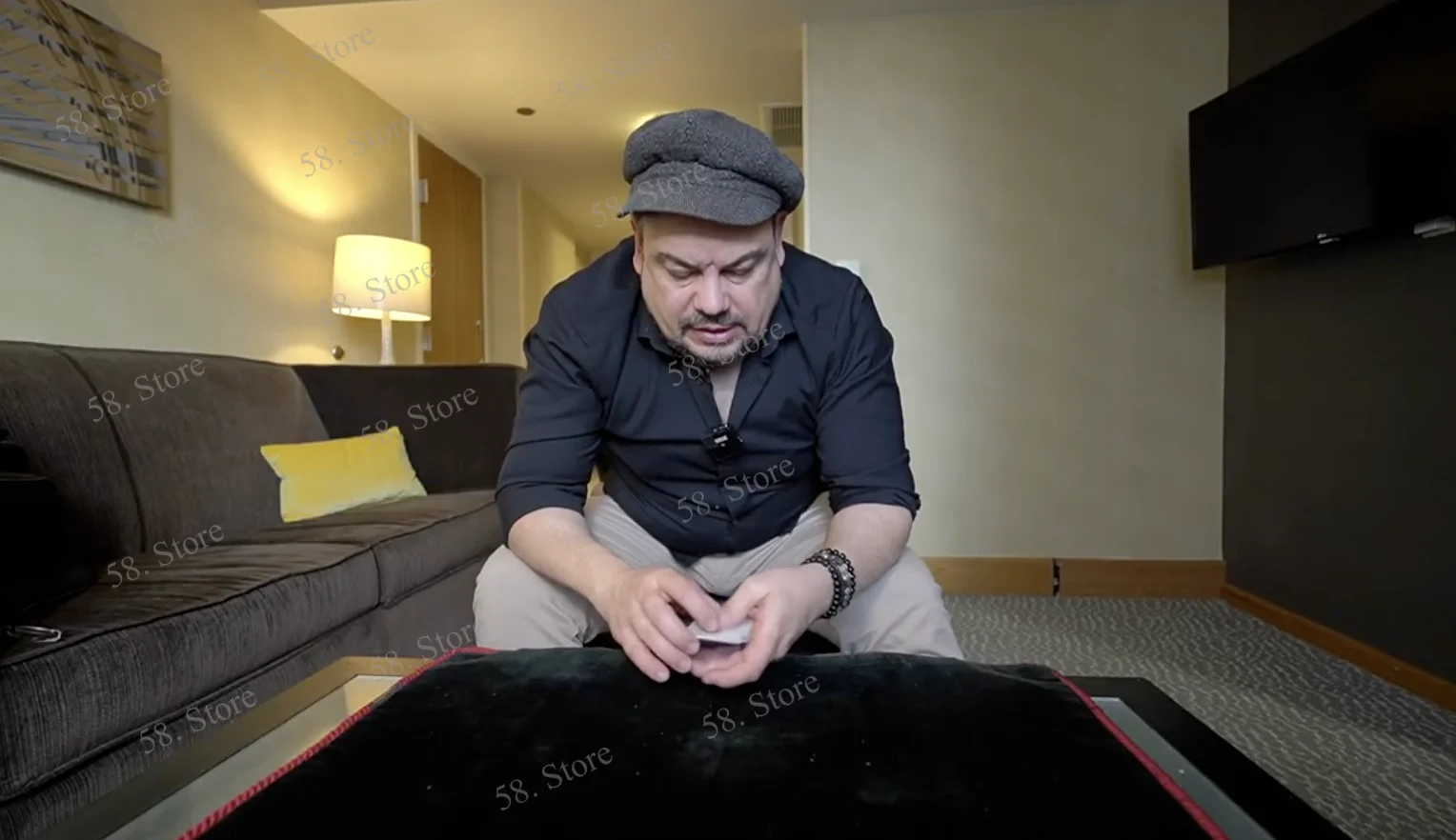 

LIMBO ACES By Javi Benitez Magic tricks ( 58 Store Download )