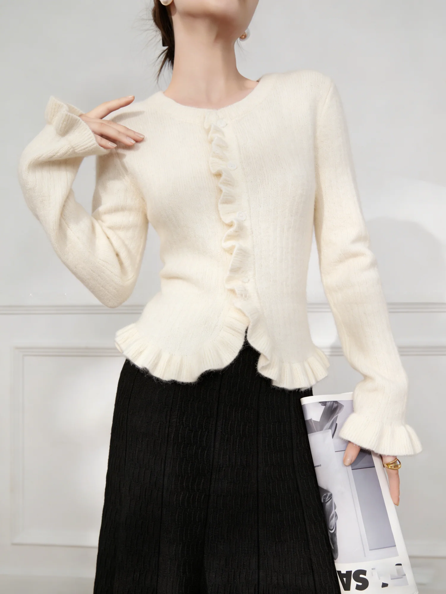 

Lulu Sweet Youthful Tawny Knitted Open Cardigan Women's Autumn Winter Slim Fit Floral Design Elegant Sweater for Young Girls