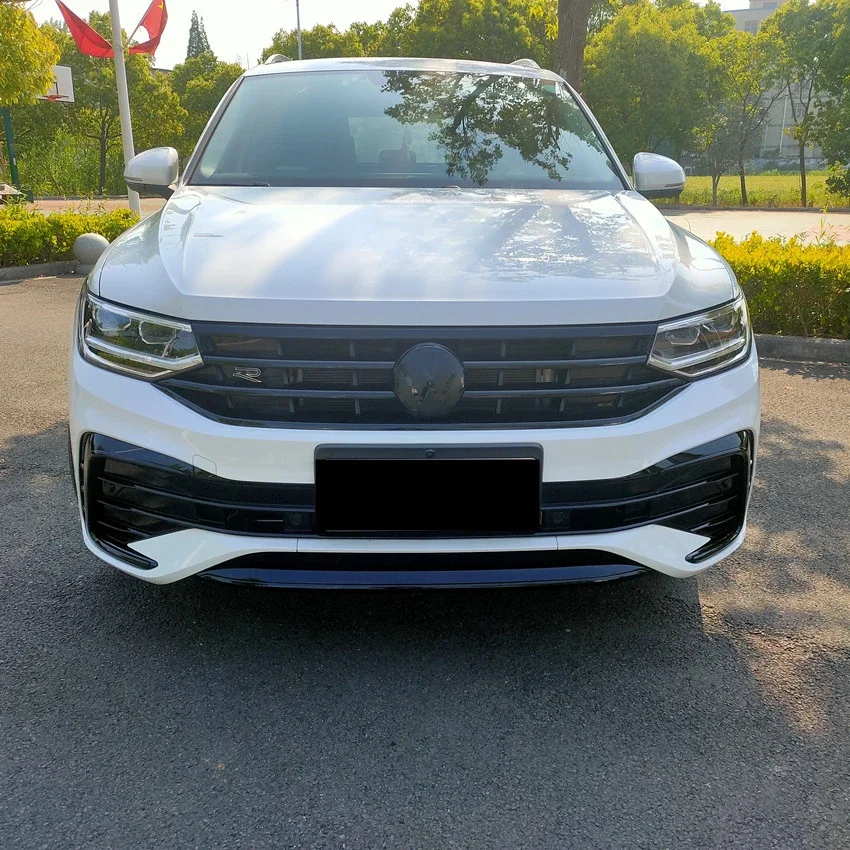 Auto Ornament For VW Tiguan MK2 2022 To 2023 Front Grille Decorative Bright Black Strip ABS Decorative Strip Accessories