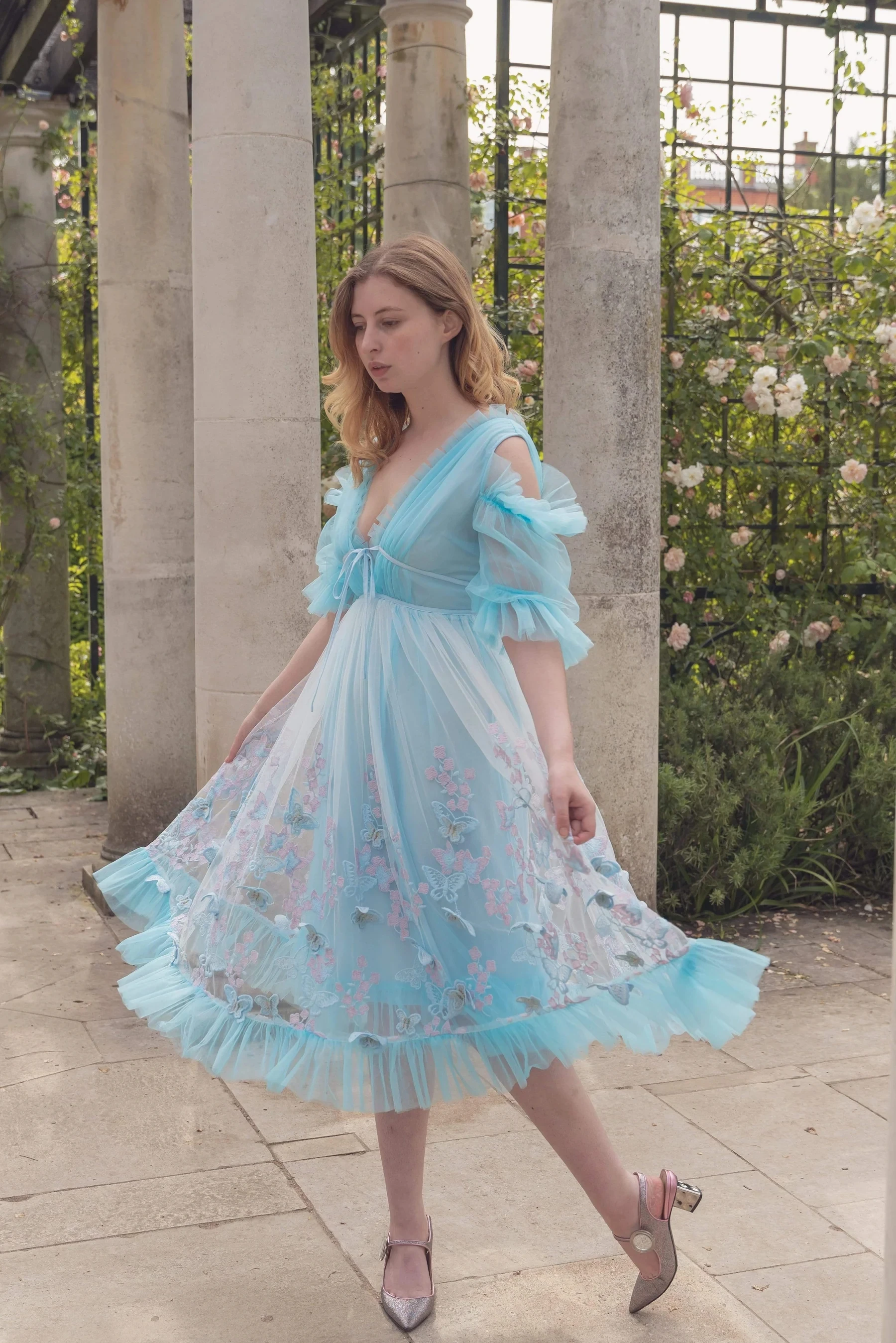 Women's Ruffles Sleeve Homecoming Dresses for Teens 2023 Appliques Lace Tulle فساتين للحفلات الراقصة for Girls V-Neck vestidos