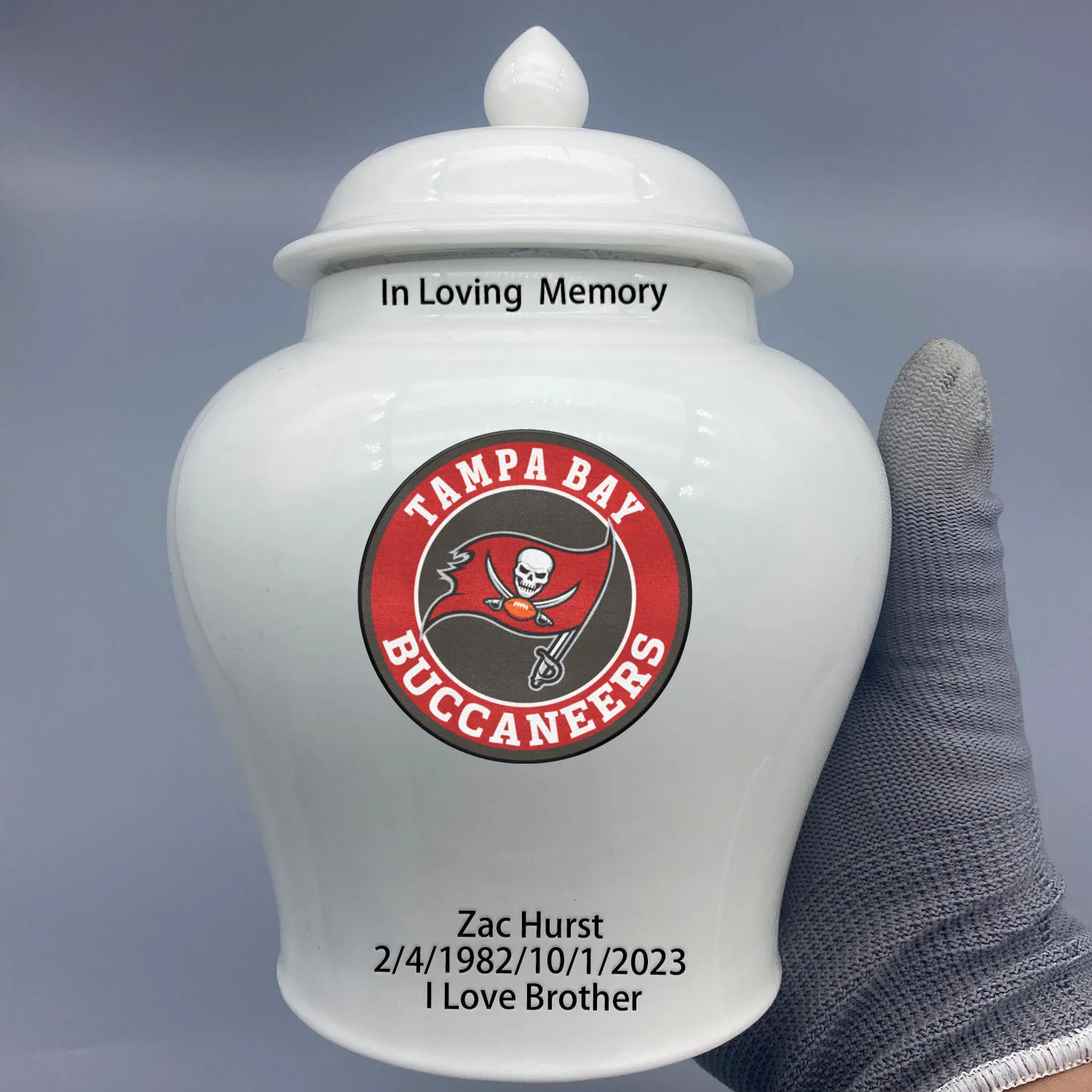 

Medium Urn for Tampa Bay Buccaneers-themed Logo Custom Urn.Send me the name/date you want to appear on the urn by Remark Message