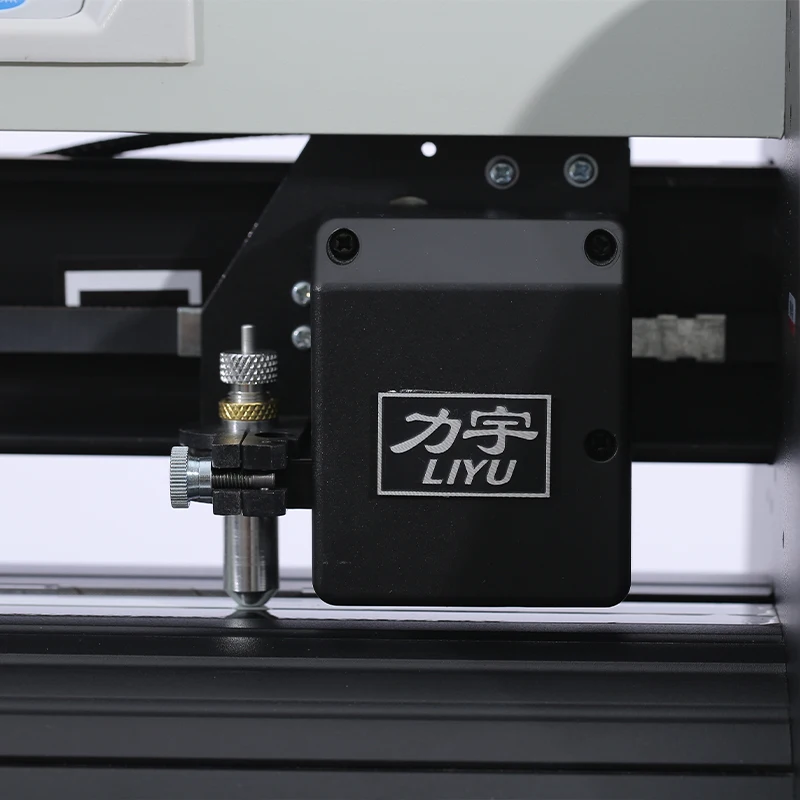 Improved Tracking SC1261 Cutting Plotter Mobile Skin Cutting Plotter With Optional Full Automatic Contour Cutting