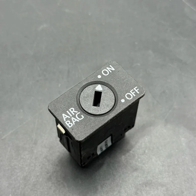 

For Sportback Beetle Sharan Scirocco Audi Passat CC Front Passenger Glove Compartment Switch 1pcs