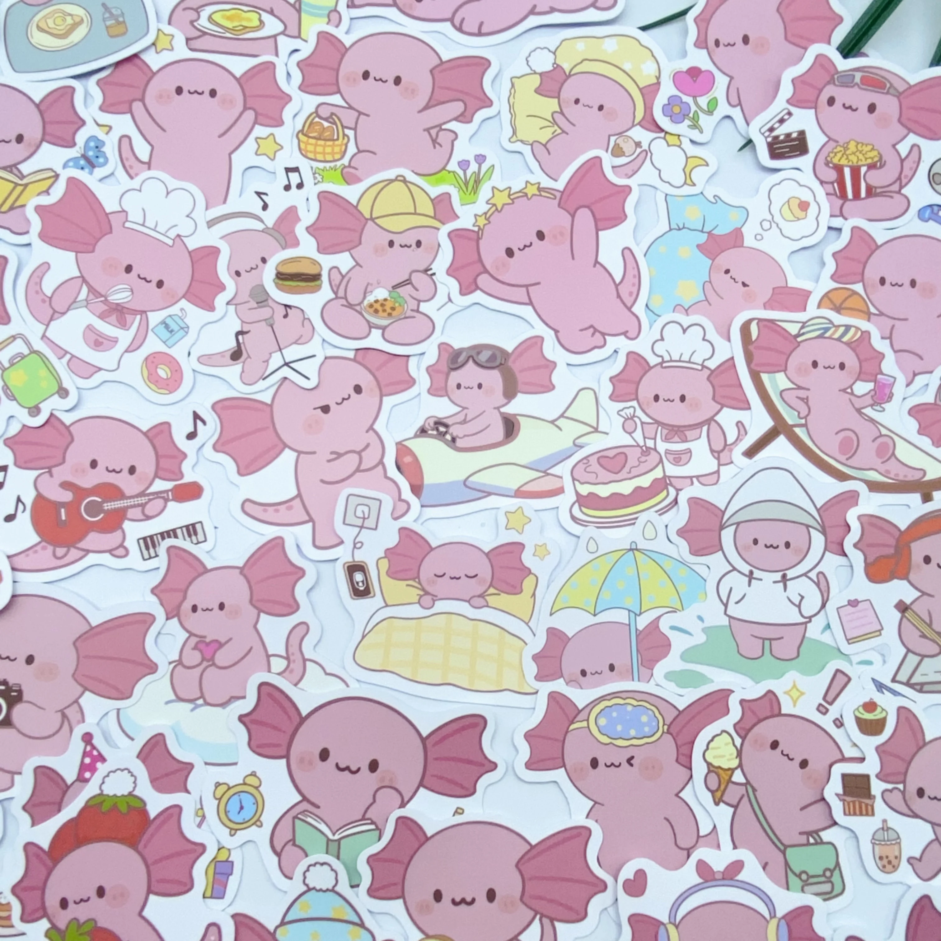 50 Uds salamandra dibujos animados colorido pegatina impermeable para ordenador portátil equipaje coche nevera DIY calcomanías de vinilo