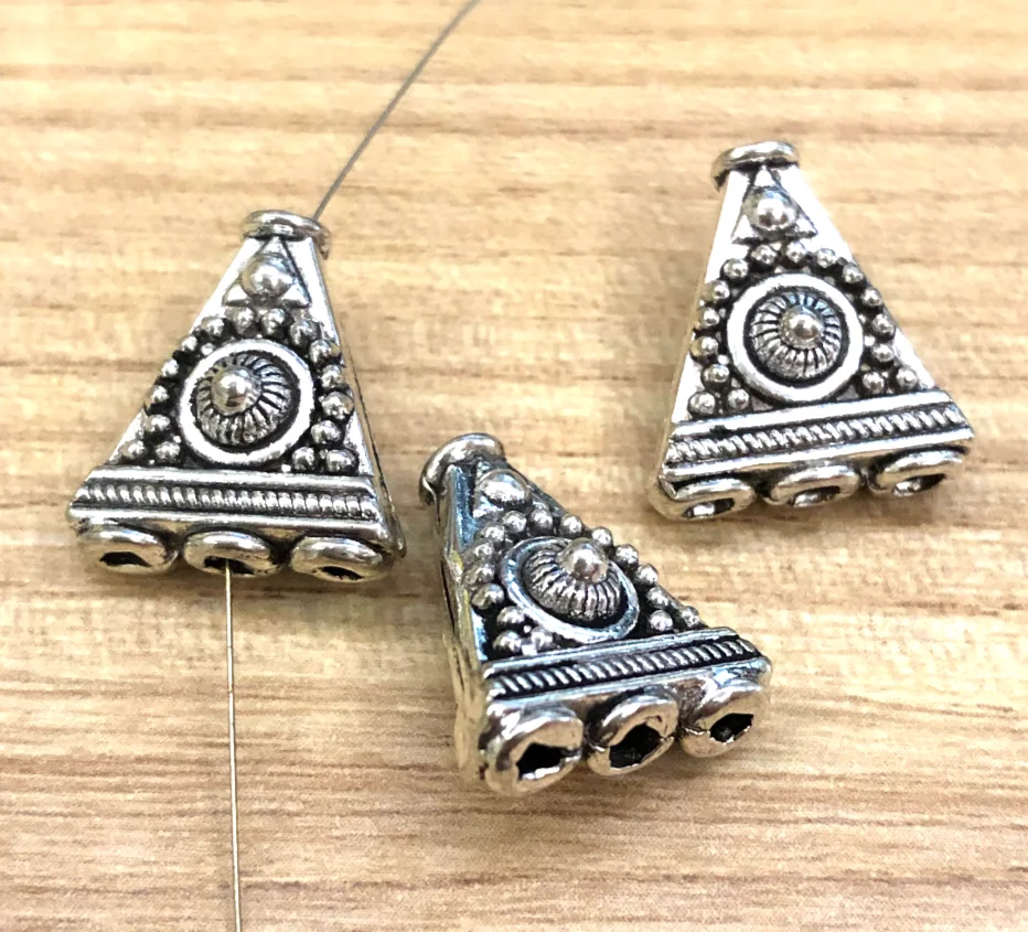 

10pcs 16x14x8mm hole 2mm Alloy metal handmade accessories tibetan silver 2sided pattern 1-3holes connectors HWH3299
