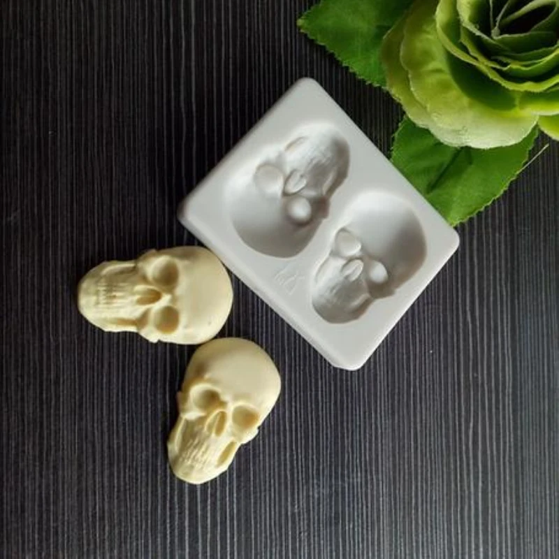 Video su Qual è Stampo per cubetti di ghiaccio in silicone per realizzare bicchieri da shot
