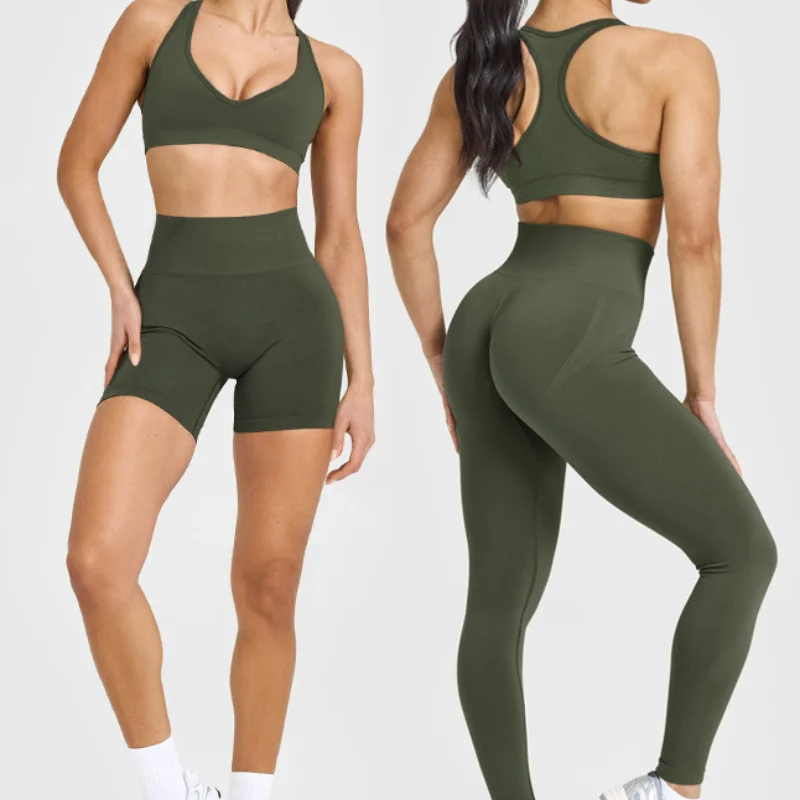 

‌ Бесшовный бюстгальтер для йоги с мягкими чашками, шорты для йоги с высокой талией, спортивный комплект - компрессионный комплект 3/4 для тренировок, бега, езды на велосипеде для женщин