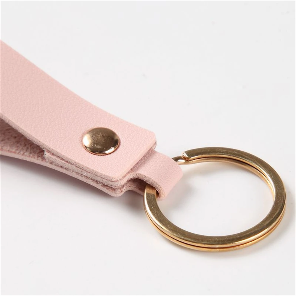 Classic 8 Colors PU Leather Keychains Fashion Metal Keyring Bag Pendent Car Key Holder Accessories for Men Women Business Gift