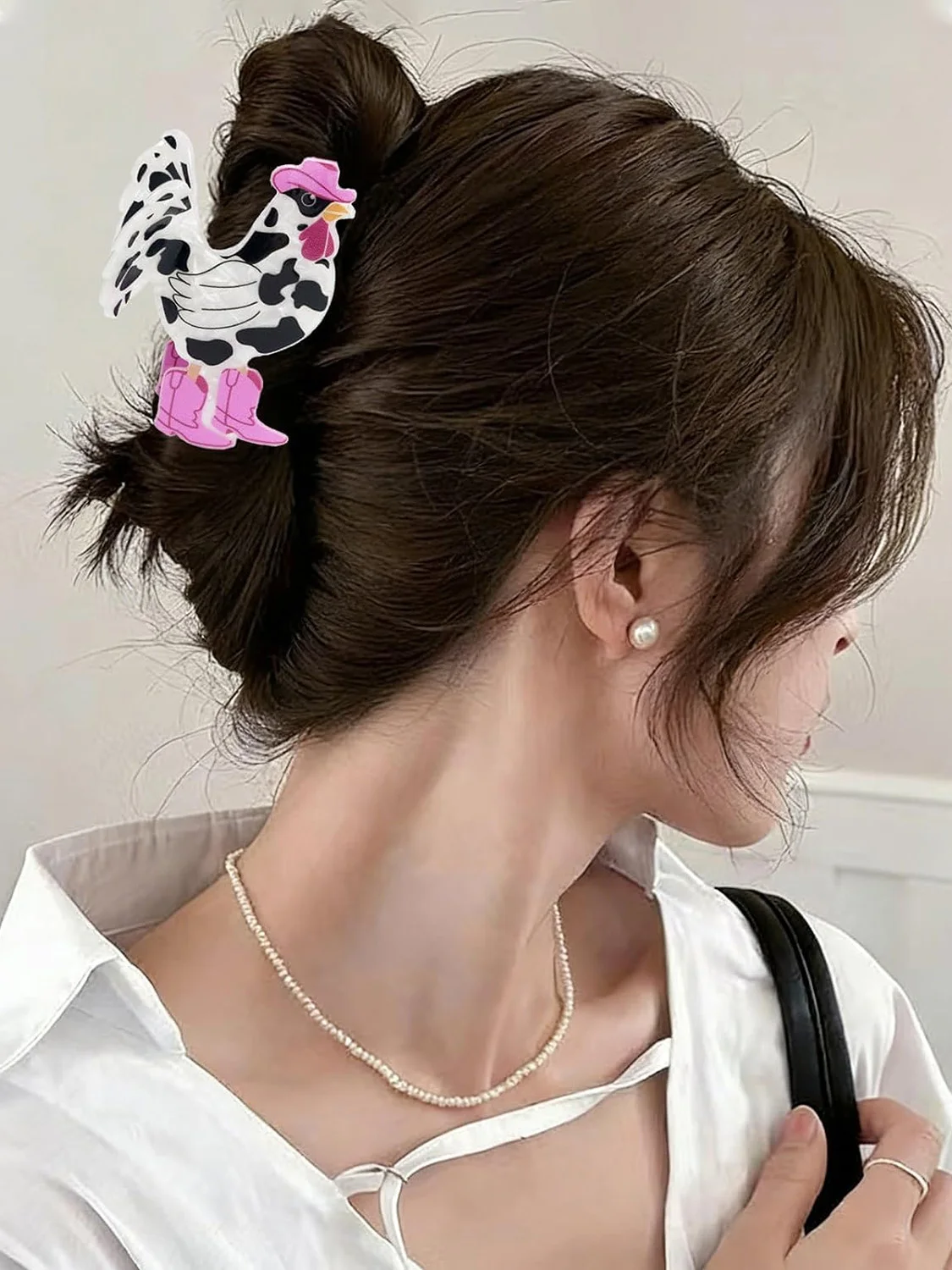 1PC Spring and Summer Animal Chicken-Shaped Hair Claw, Fun and Unique Large Black and White Hair Clip, Suitable for Women