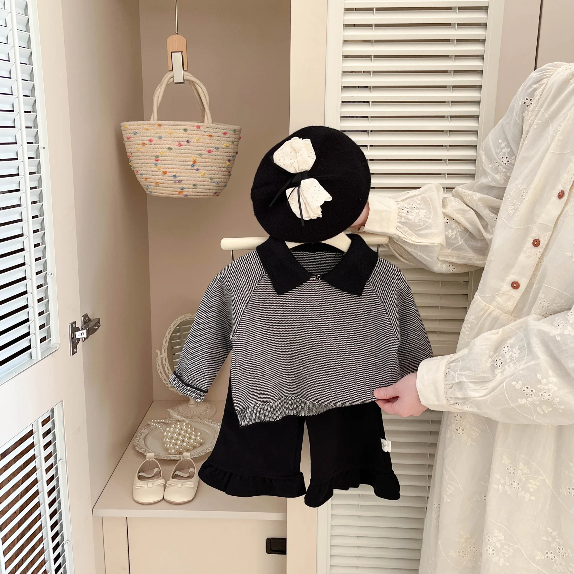 

2026 Spring New Children Long Sleeve Sweater Girls Lapel Knitted Pullover Kids Vintage Striped Casual Knitwear Toddler Clothes