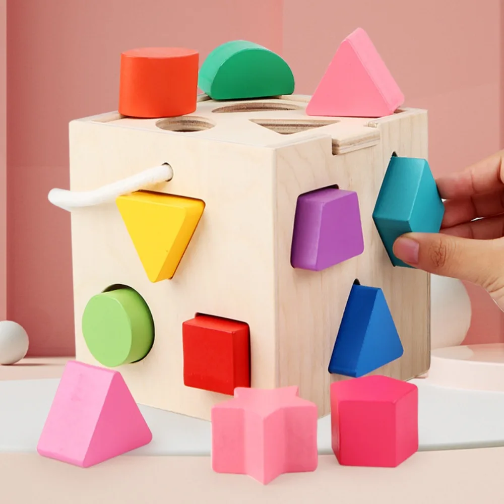 Sviluppo delle abilità dei bambini Selezionatore di forme Montessori in legno Scatola quadrata Giocattolo di smistamento di forme colorate Blocchi di costruzione a 13 fori per bambini