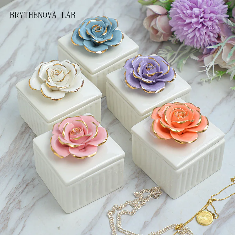 Nordic Square Round Storage Box Cosmetic Jewelry Box Ceramic Hand-painted Gold Rose Candlestick Jar Home Decoration Gift