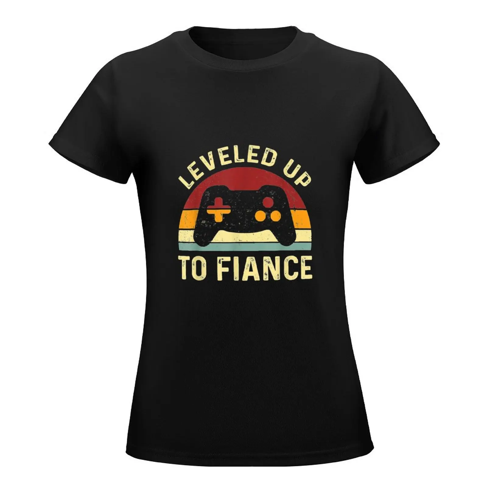 Leveled Up To Fiance Just Engaged Newly Engaged Couple T-Shirt plus size tops kawaii clothes oversized Women's clothing