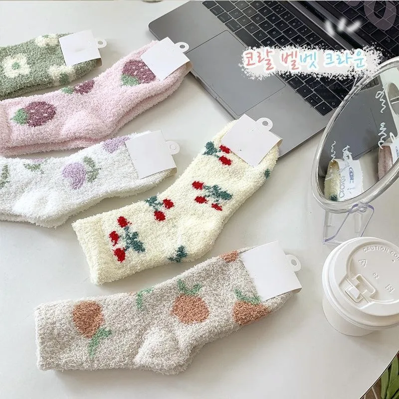 Woman Thick Velvet Socks Winter Autumn Thick Milk Color Fruit Pattern Sock