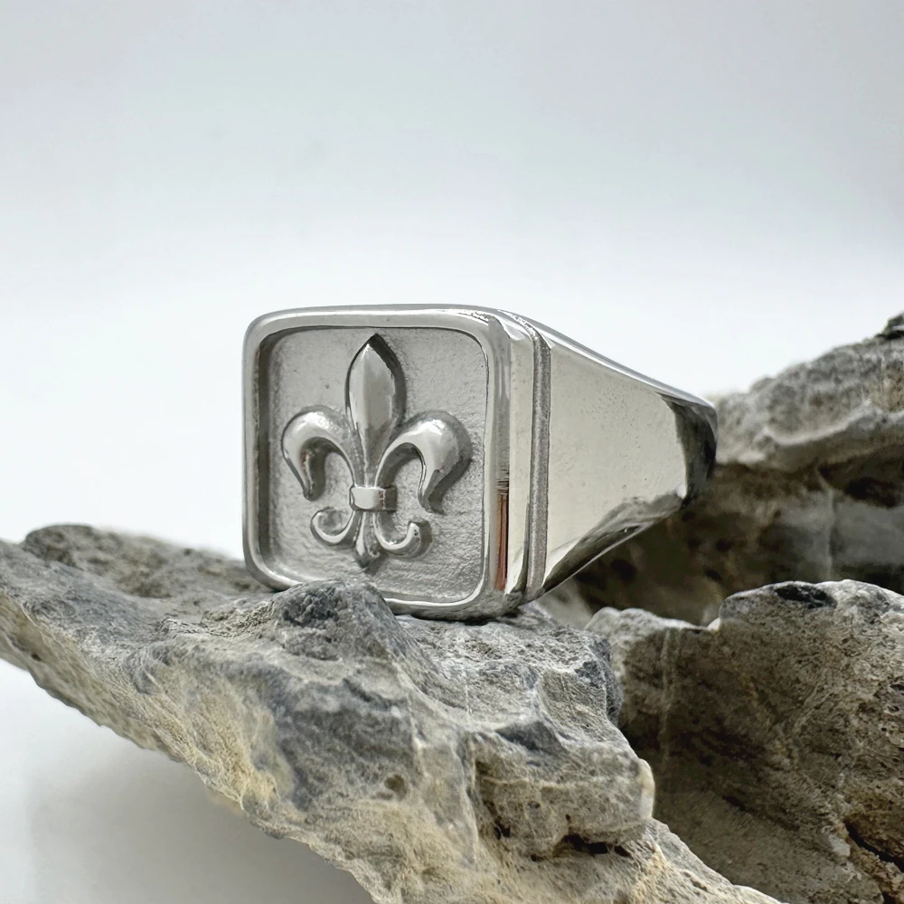 New Iris Flower Solid Ring 316L Stainless Steel Jewelry Punk Polishing Spear Ring Size 6-12