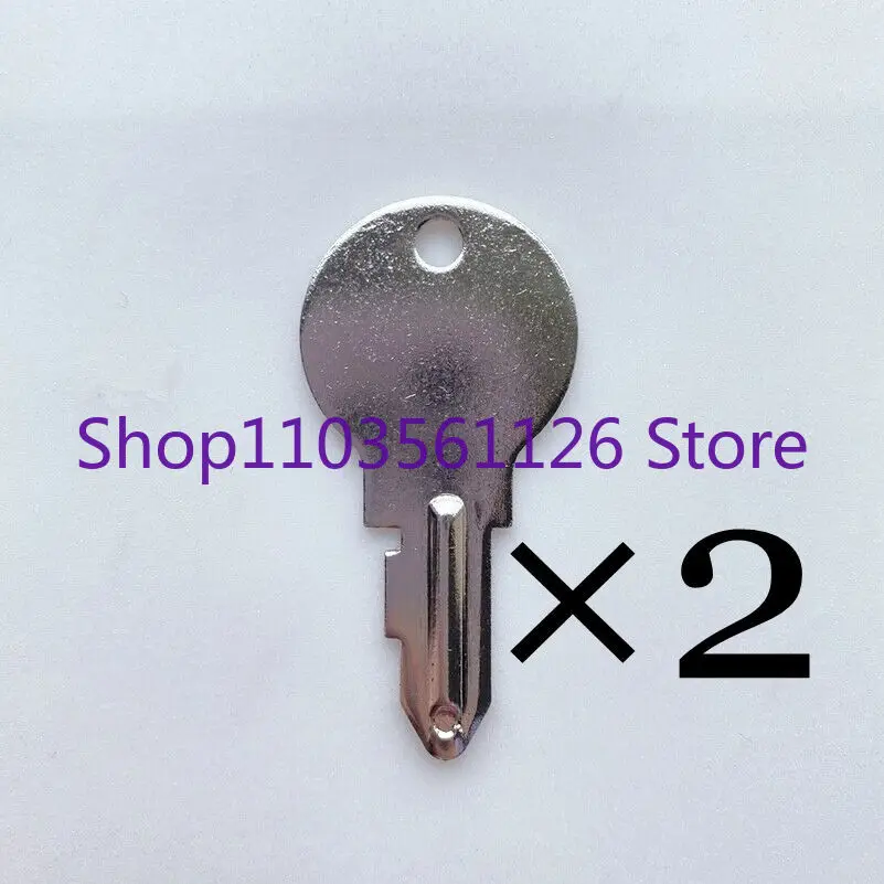 

2 ключа для Kubota 32130-31810 37150-31812 Ключи зажигания L175 L2000 L225 M4500