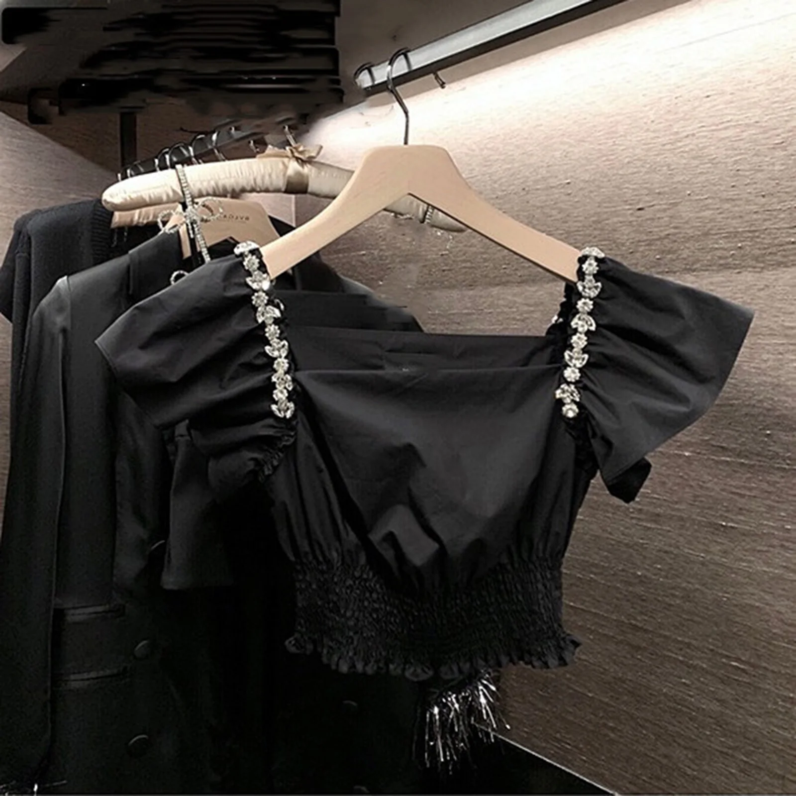 

Heavy Industry Diamond Decorated Black Square Neck Cropped Shirt Women's Summer Elegant Temperament Waist Fold Bubble Sleeve Top