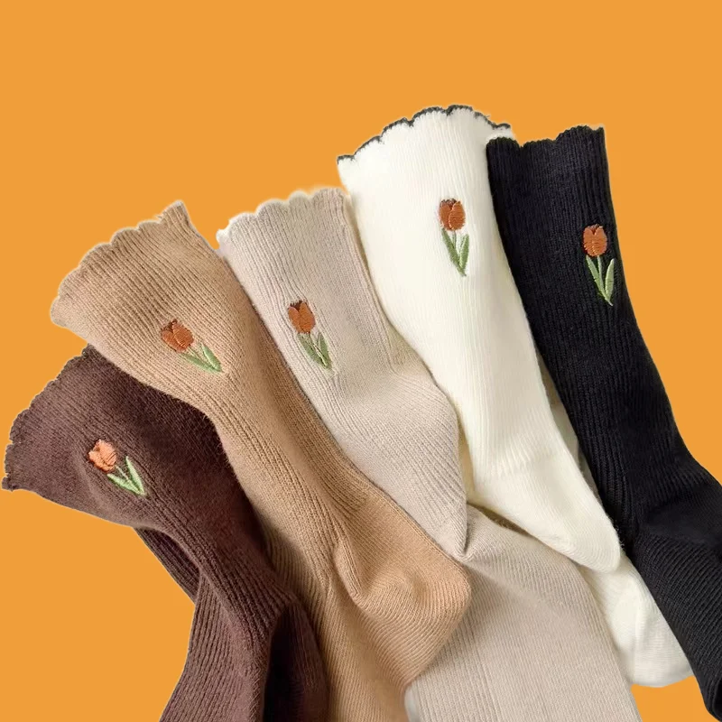 5/10 Paar Socken im College-Stil Mittellange Socken Einfarbige Socken Hochwertige Damen-Baumwoll-Retro-Socken für Damen