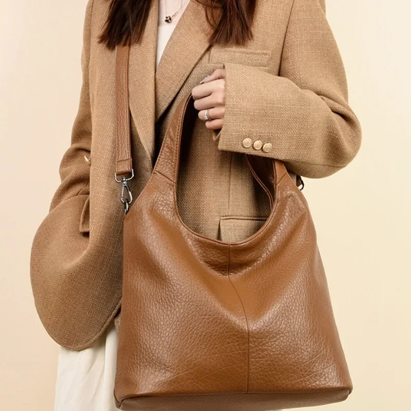 Sac cartable de grande capacité en PU classique pour femme, poignées populaires d'hiver, sac à bandoulière à sangle amovible, sac fourre-tout de luxe étanche CommPiedmont