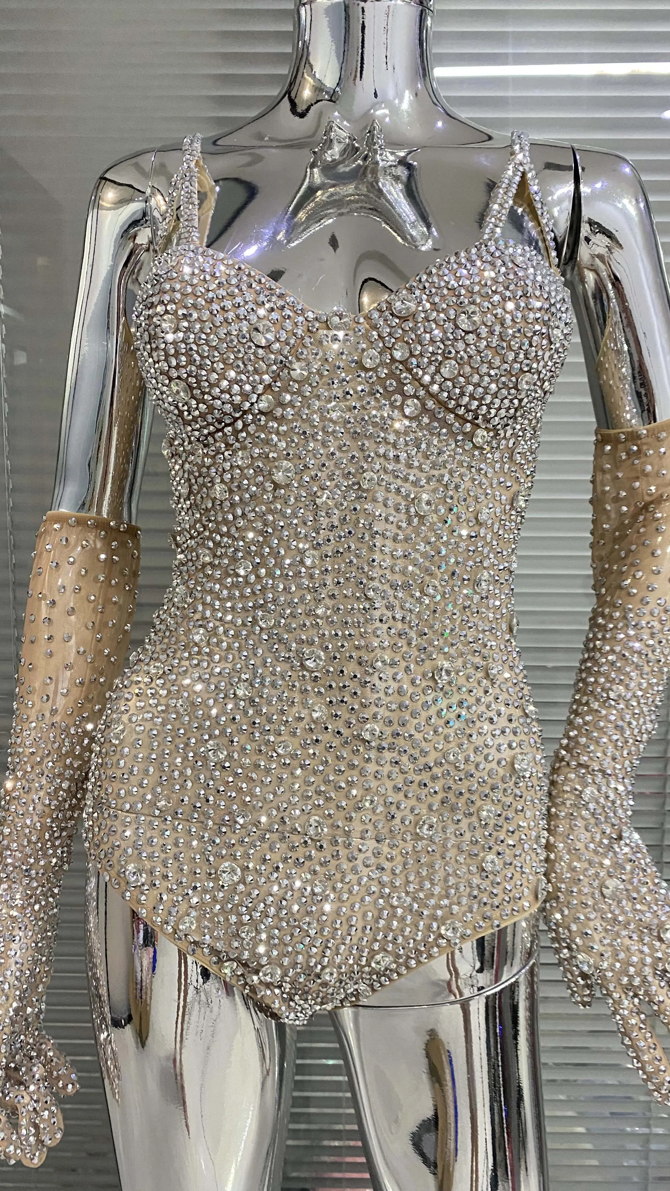 Customized High Shoulder Mesh lace Transparent High Elastic Sequins Sexy Tight Dress Birthday Party Dress Performance Dress