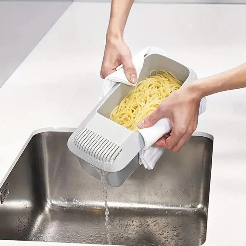 Noodles Pasta Cooker With Strainer Microwave Eco-Friendly Plastic Spaghetti Vegetable Steamer Dishwasher Kitchen Accessories New