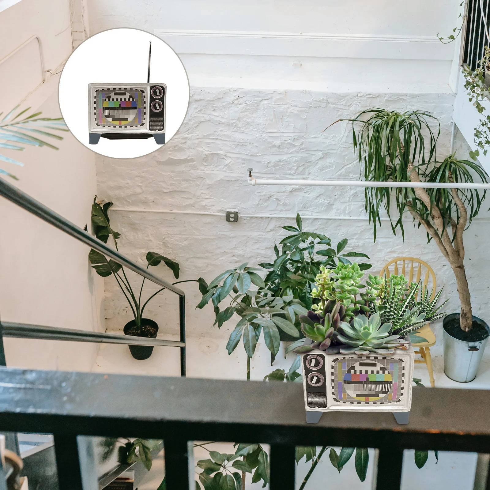 

1Pcs Television Shaped Flowerpot Retro Resin Planter Desktop Adornment Creative Succulent Plants Pot Home Decor Gift